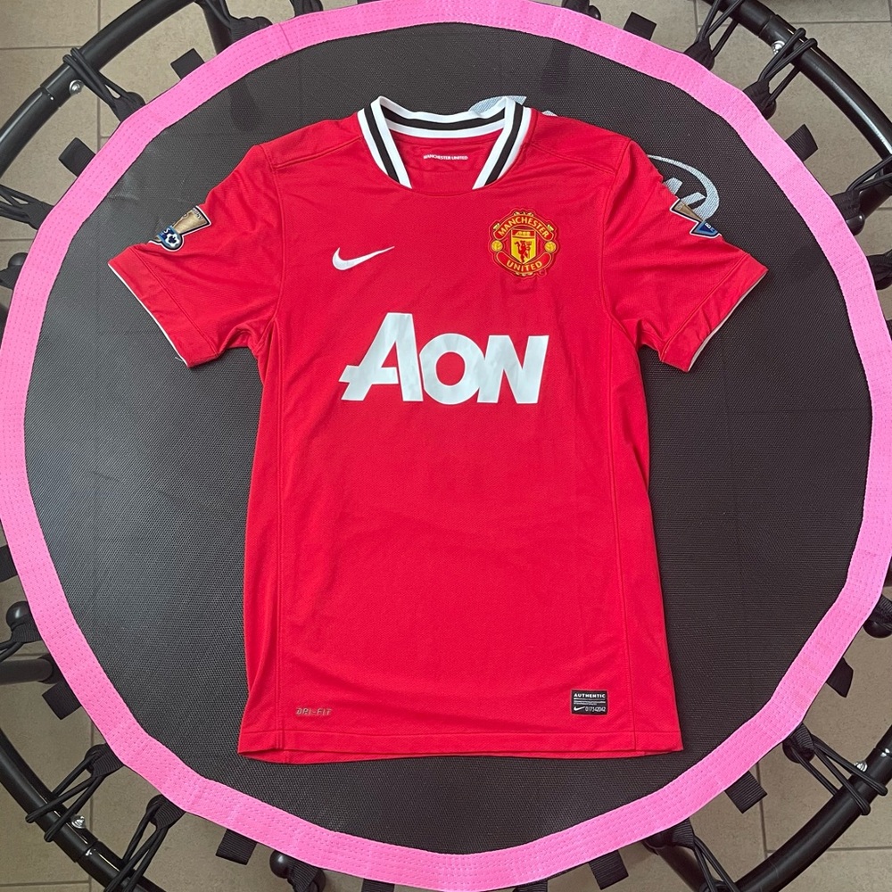 Nike Manchester United 2011-2012 Home Champions #19 S